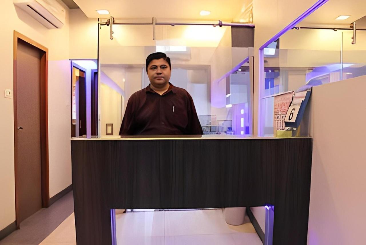 Apollo Guest House Mumbai  Buitenkant foto