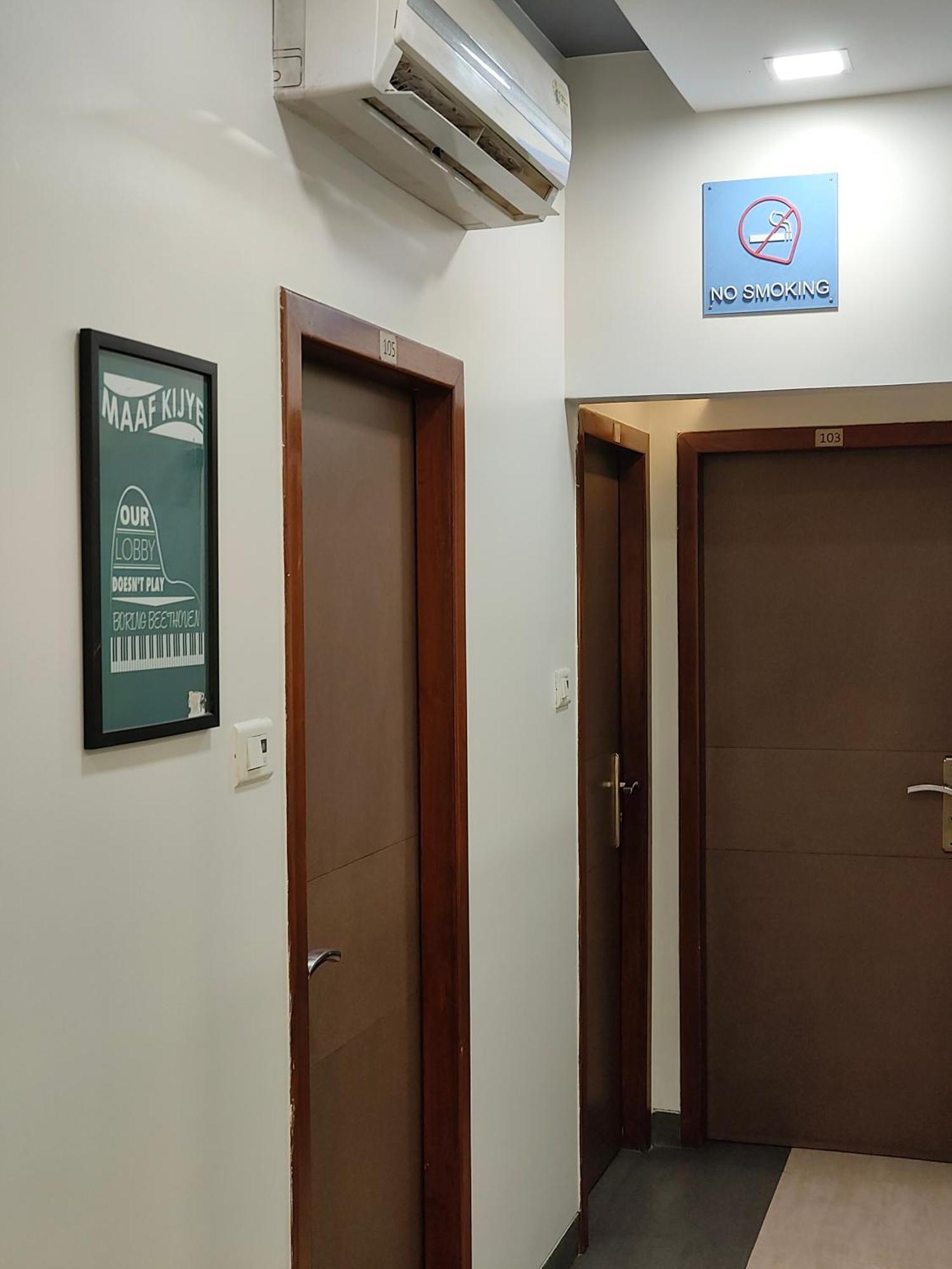 Apollo Guest House Mumbai  Buitenkant foto